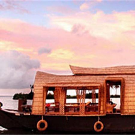 Marvel Cruise Otel Alappuzha Dış mekan fotoğraf