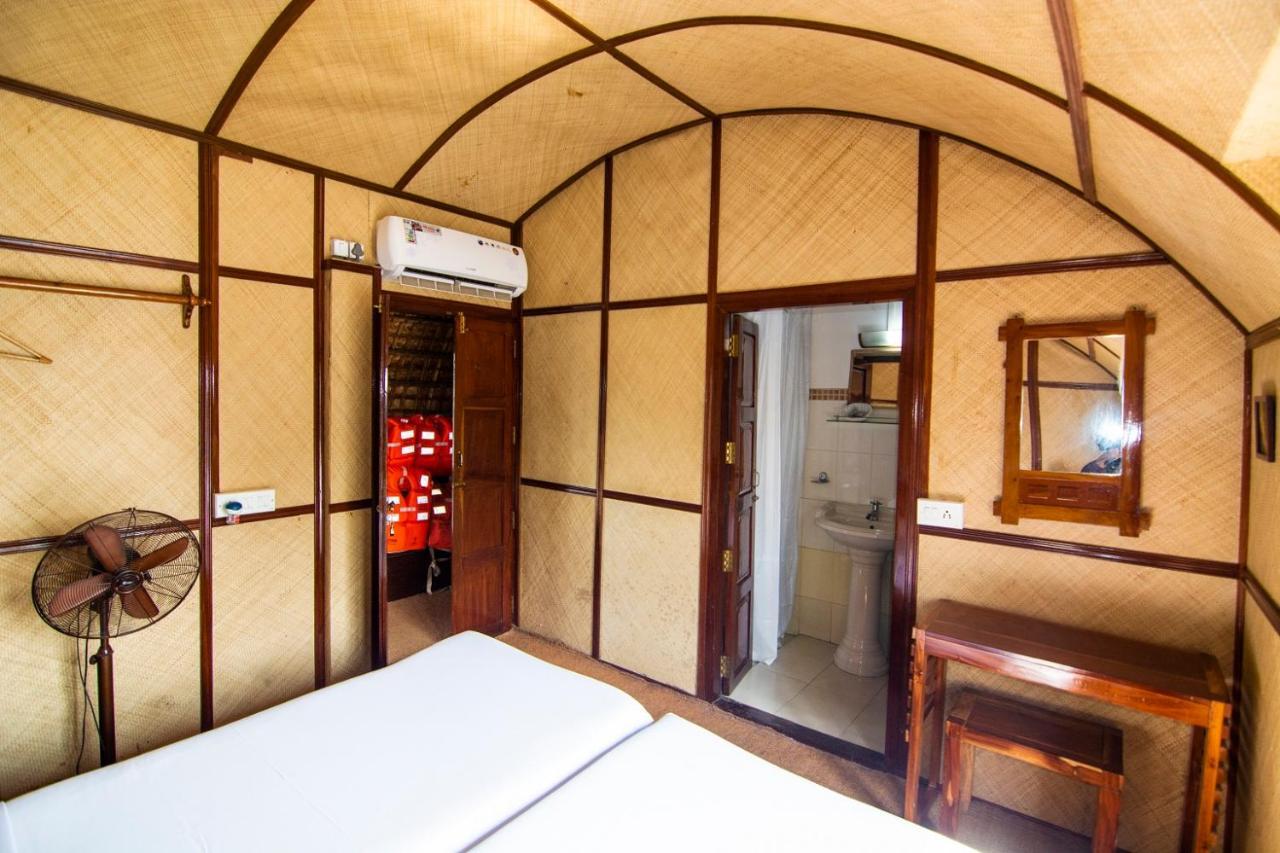 Marvel Cruise Otel Alappuzha Dış mekan fotoğraf