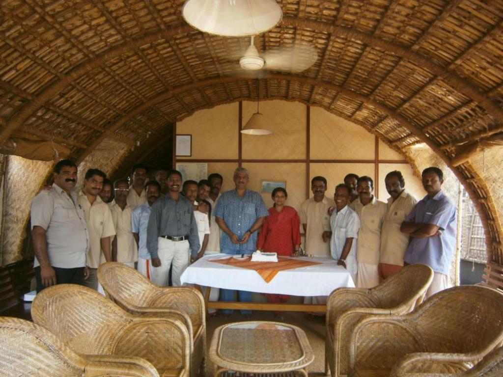 Marvel Cruise Otel Alappuzha Oda fotoğraf