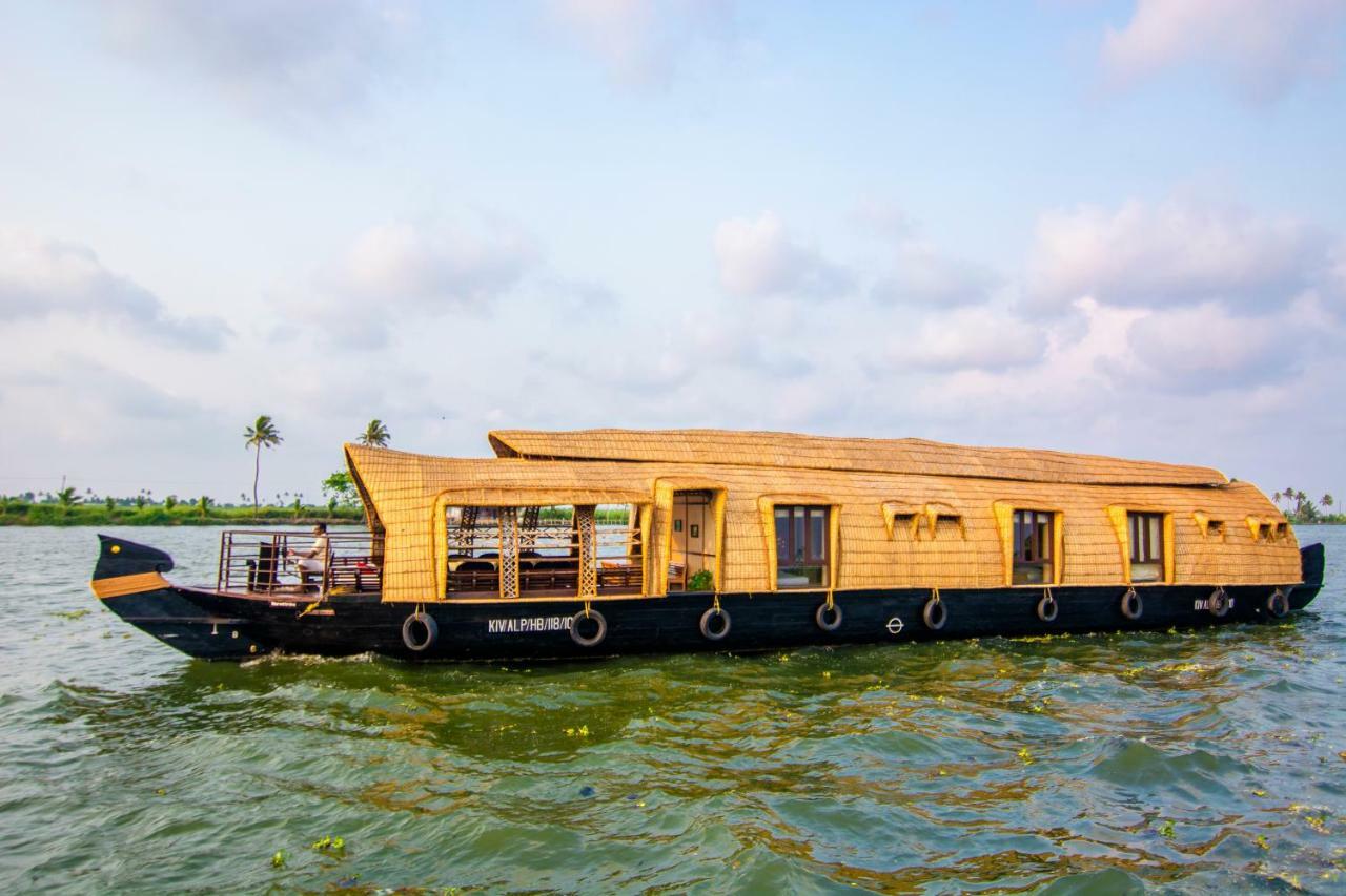 Marvel Cruise Otel Alappuzha Dış mekan fotoğraf